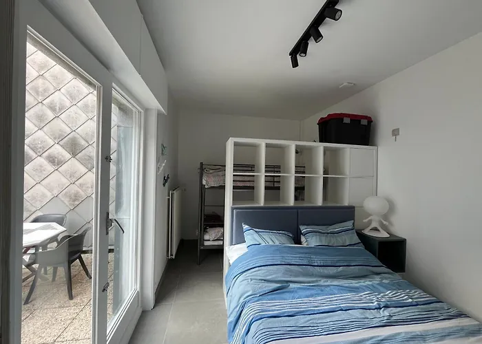 Apartman De Zwaluw 3 *